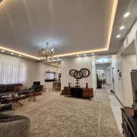 270مترسرتک،لوکیشن بی نظیر،متریال برند|فروش آپارتمان|قزوین, |دیوار