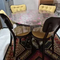 میز ناهار خوری ۴ نفر تمیز