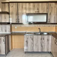 کابینت اشپزخانه با هود و سینک و شیر آلات سینک|آب‌چکان و نظم‌دهنده ظروف|گلپایگان, |دیوار