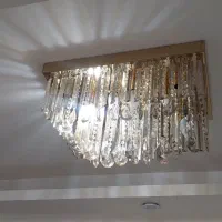 لوستر زیبا به قیمت مناسب به فروش میرسد