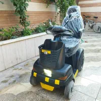 ویلچر موتوری بزرگ معلولین