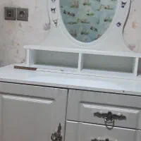 تخت و دراور
