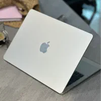 MacBook m3 2024
