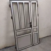 درب آلومینیومی بدون چارچوب