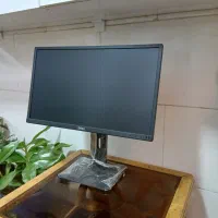 مانیتور ۲۲ اینج و ۱۷ اینج