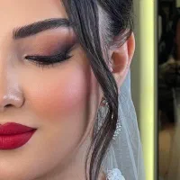 خدمات زیبایی باقیمت منصفانه رنگولایت،میکاپ و...