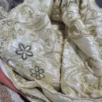 رو تختی دونفره