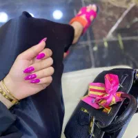 آموزش و خدمات تخصصی کاشت ناخن
