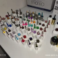 لاکژل (آک می‌باشند)