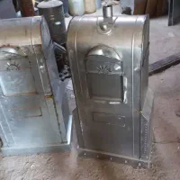 اوستا کار و کارگر ساده آهنگر