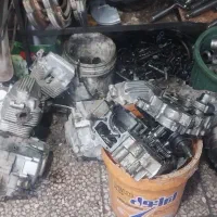 لوازم جانبی موتور سیکلت به صورت استوک موجوده|قطعات یدکی و لوازم جانبی|منجیل, |دیوار