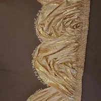 تعدادی پرده در سایز های مختلف