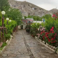 ویلا کاریز|اجارهٔ کوتاه‌مدت ویلا و باغ|سنندج, |دیوار