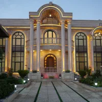 درخشش این ویلاکاخ ازنزدیک چشمتومیزنه*انتخاب رویایی