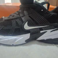 کفش نایک|کیف، کفش، کمربند|دوگنبدان, |دیوار