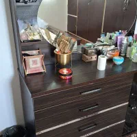 تخت و میز آرایش