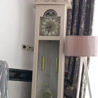 ساعت و آباژور