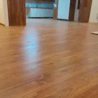 نصب ونصاب پارکت وکفپوش و قرنیز ترمو ماربل شیت