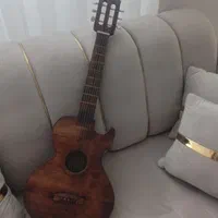 گیتارمناسب دکوروسازدرحدمبتدی
