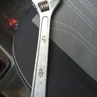 آچار فرانسه و دوعدد آچار