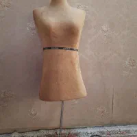 مانکن سوزنخور نیم تنه