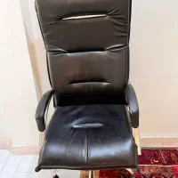 صندلی مدیریتی سالم