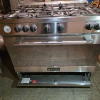 اجاق گاز استیل تکنو ایتالیا در حد نو