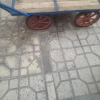 گاری چهار چرخ