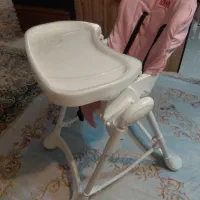 صندلی غذاخوری زویه