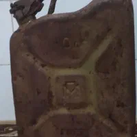 گالن و دبه اب