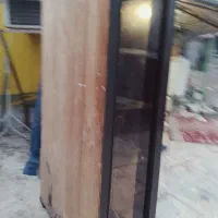 بوفه چهارطبقه آینه دار. چوب گردو.|بوفه، ویترین، کنسول|آستانه اشرفیه, |دیوار