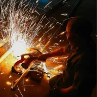 استخدام جوشکار و لوله کش گاز و مهندس تاسیسات