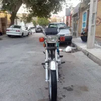 موتور سیکلت مدل ۸۷ مدارک کامل در حد۹۵