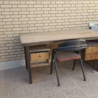 میز و صندلی کارگاهی