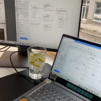 عنوان دهی و تدوین پایان نامه و دفاعییه نهایی