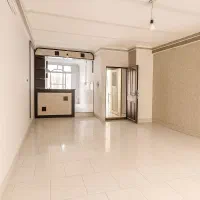 ۵۰ متر طبقه سوم خوش نقشه نورگیر و خوش چیدمان