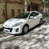 مزدا درحد صفر کاملا سالم