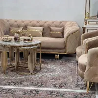 مبل ۸ نفره به همراه ویترین در حد نو