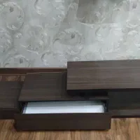 میز تلویزیون کاملاً نو