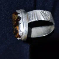 انگوشتر نقره