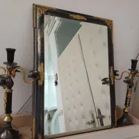 آیینه و شمعدان