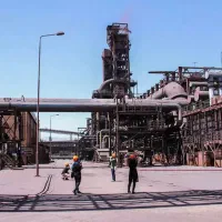 استخدامی فولاد