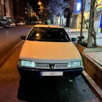 پژو روا سفید
