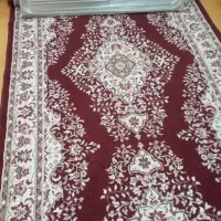 سینک ظرفشویی و یک فرش آشپزخانه