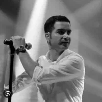 کنسرت محسن یگانه ردیف اول همکف