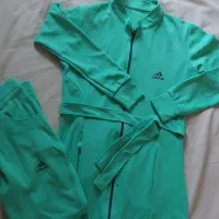 ست ورزشی|لباس|رودهن, |دیوار