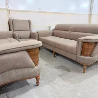 تولید کننده انواع مبلمان راحتی کلاسیک و ناهارخوری
