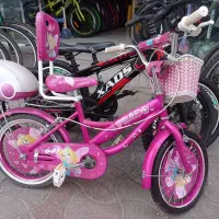 تعدادی دوچرخه دسته دوم