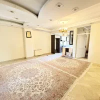 ۸۵ متر _ تک واحدی _ آسانسور انباری _ غرق نور