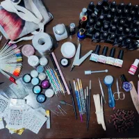 لوازم کاشت ناخن زیر قیمت